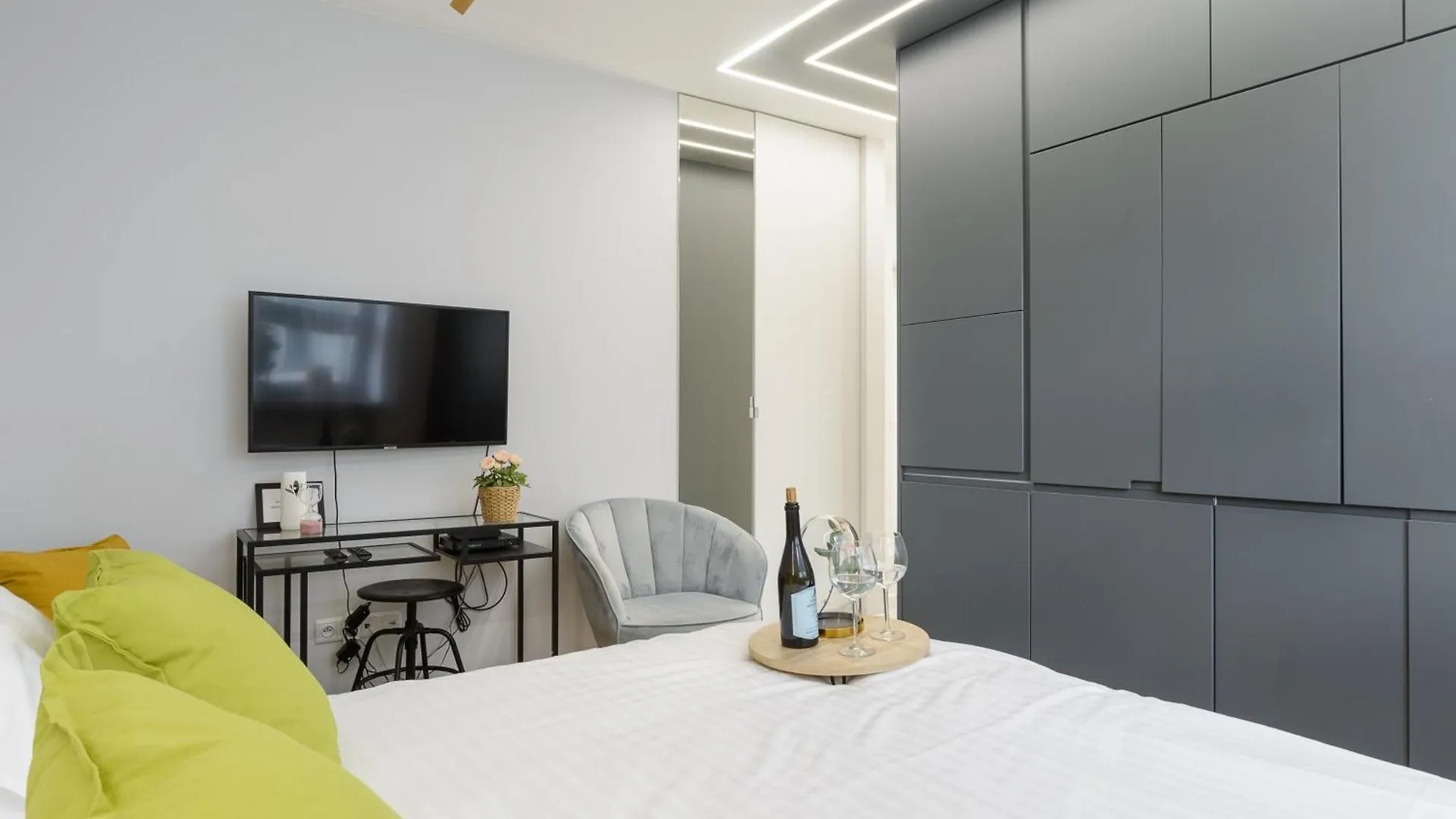 Lumina Cozy Studio In Center وارسو شقة