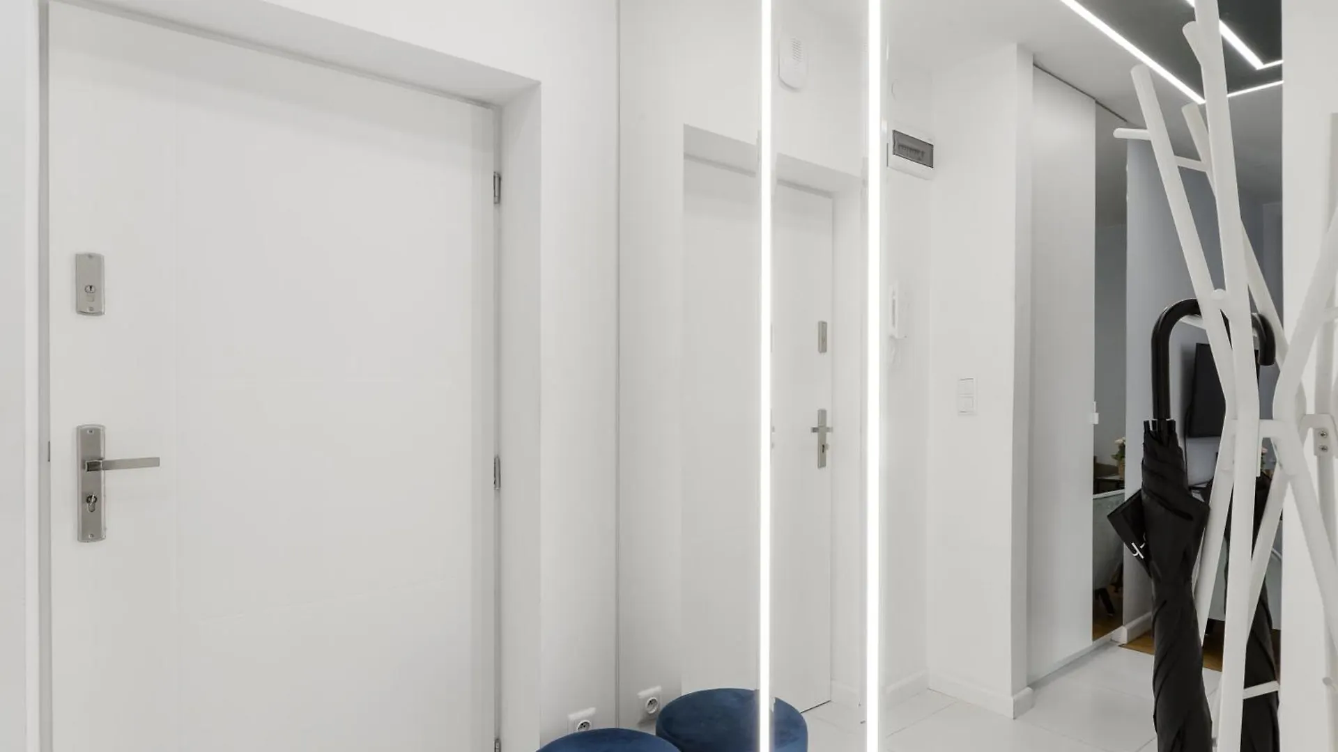 Lumina Cozy Studio In Center وارسو 0*,