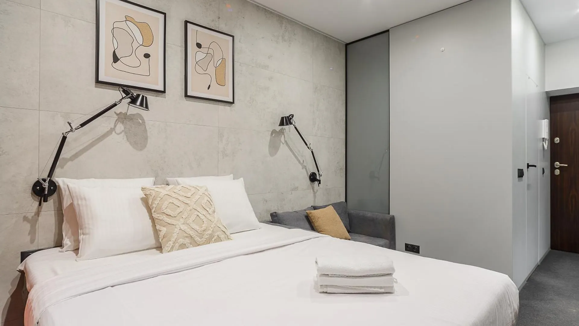 アパート Lumina Cozy Studio In Center ワルシャワ
